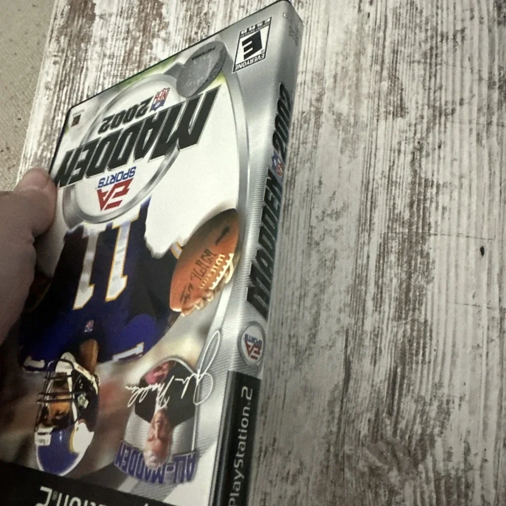 Madden NFL 2002 (PS2, 2001) PlayStation 2 With Manual